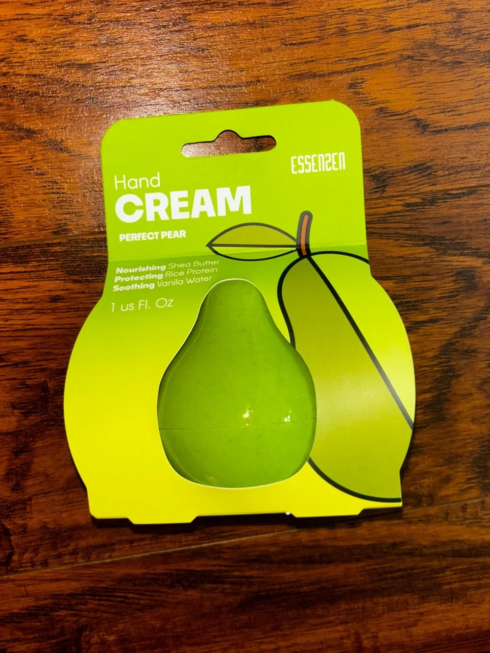 EssenZen NWT Perfect Pear Hand Cream Pear-Shaped Hydrating Moisturizing Lotion
